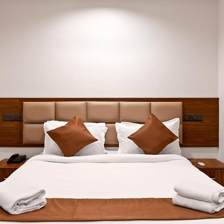 The Elite Hotel Хидерабад Екстериор снимка
